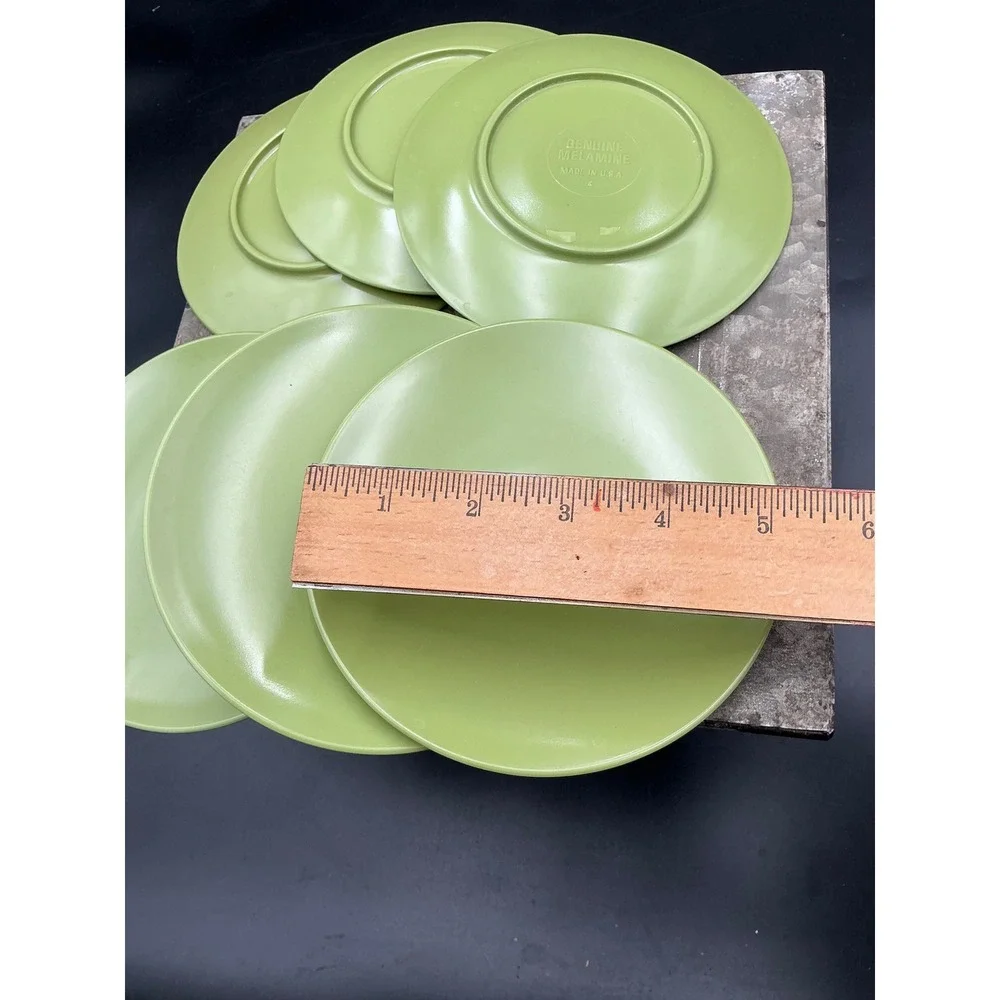 Vintage Genuine Melamine Avocado Green Small Plates Set of 6 Made in USA 5.75in